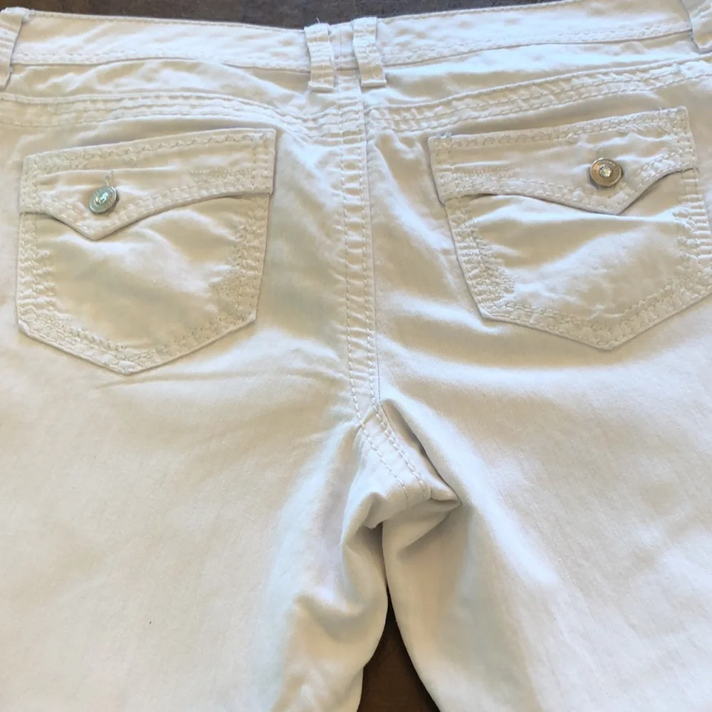 Maurice’s Capris Pants - Picture 7 of 10